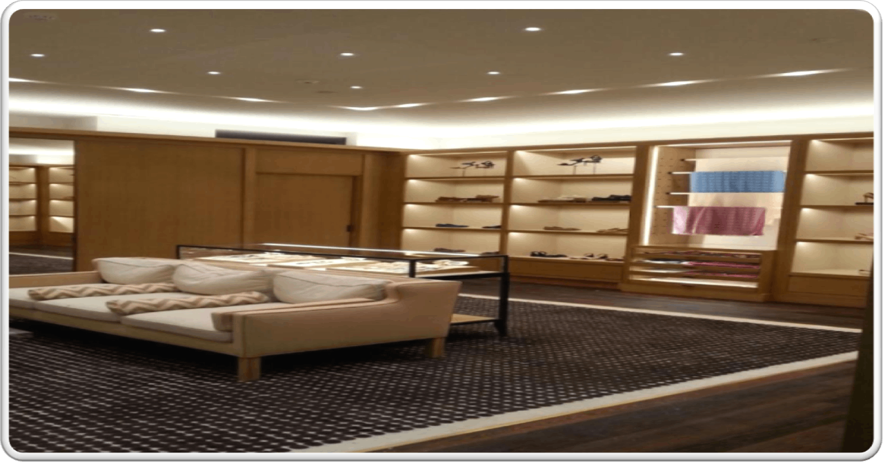 Coach, Kingdom Tower Riyadh